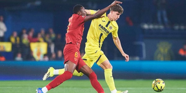 西甲第25轮激战：瓦伦西亚1-2惜败比利亚雷亚尔，保级形势愈发紧张