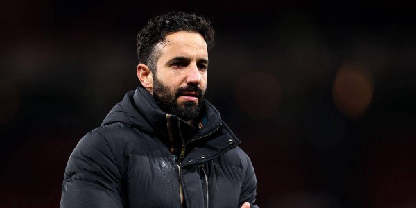 阿莫林曾以为曼联主场困境已然破解，然而现实却给了他沉重一击！