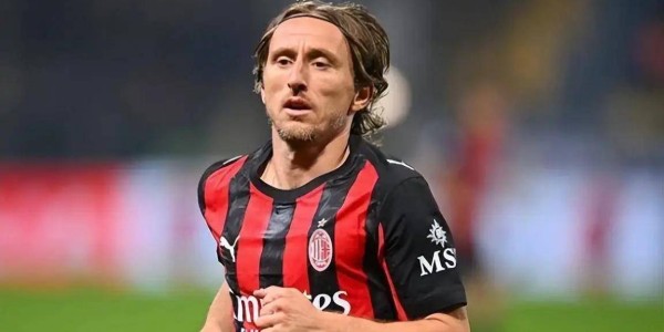 意甲爆大冷！AC米兰主场被弱旅逼平，赛后评分出炉，全场最佳竟是他！